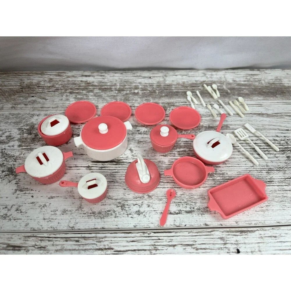 70s 80s Barbie Dream House Kitchen Dishes Pink White Mixed Lot Pans Pans Utensil